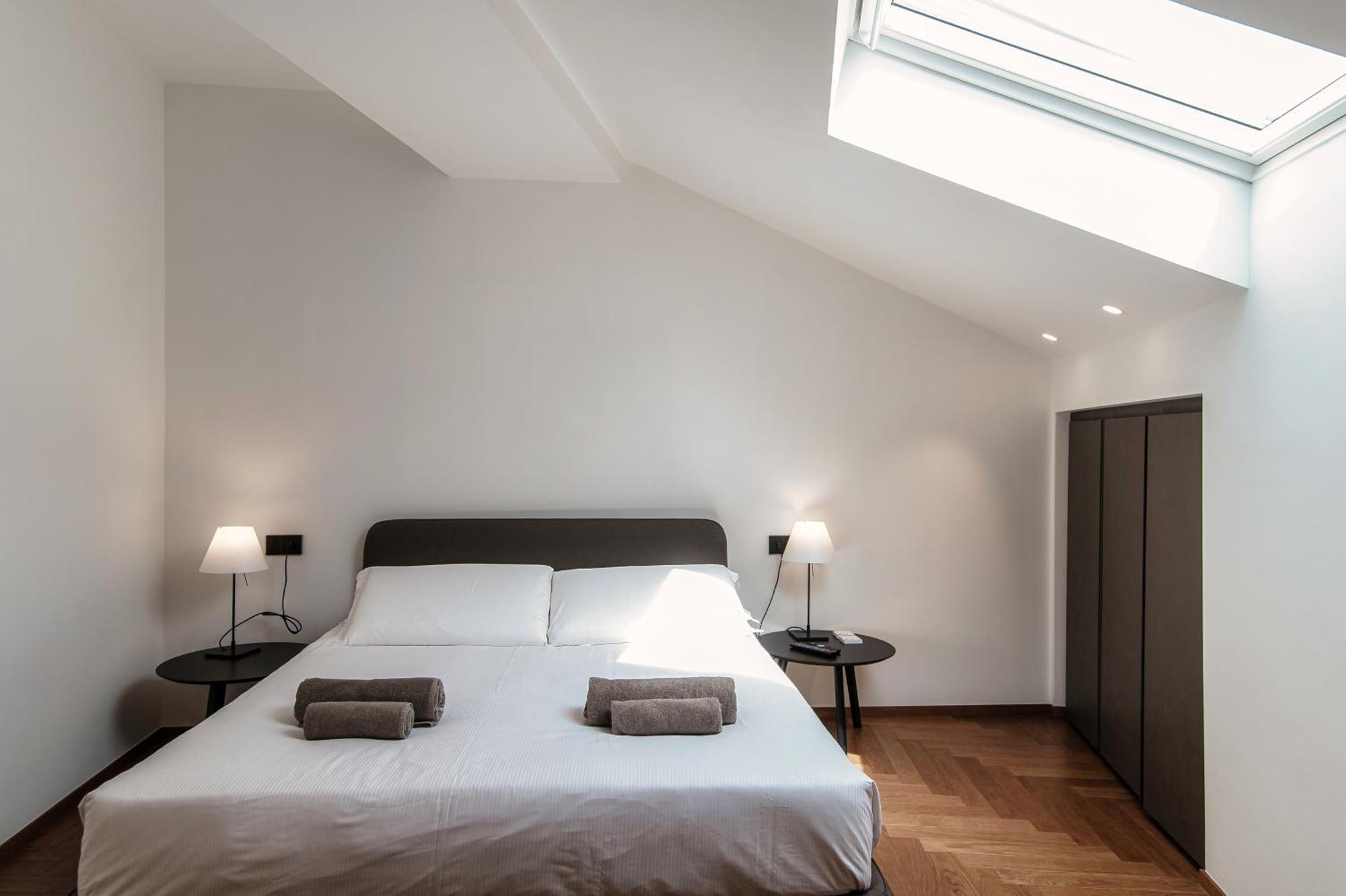 Dome'S Magic - The House Of Travelers Apartment Como Exterior photo